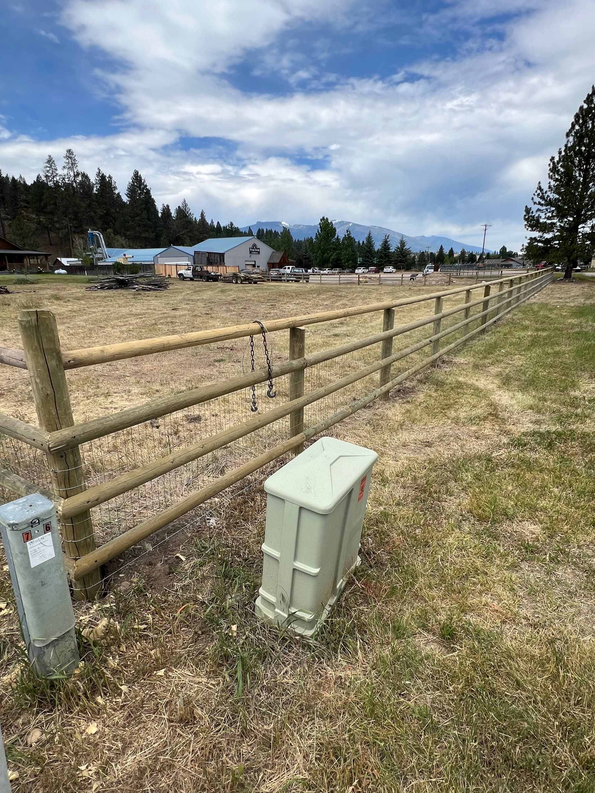 4-Rail Fence with Wire That Actually Gets the Job Done image